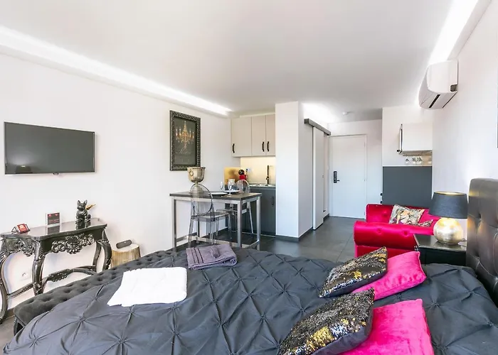Village Naturiste R4n - Le Barocci Port Venus Luxe * Agde
